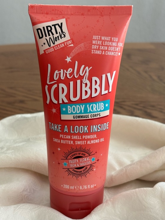 Dirty Works Other - Dirty Works Lovely Scrubbly Body Scrub - Coral